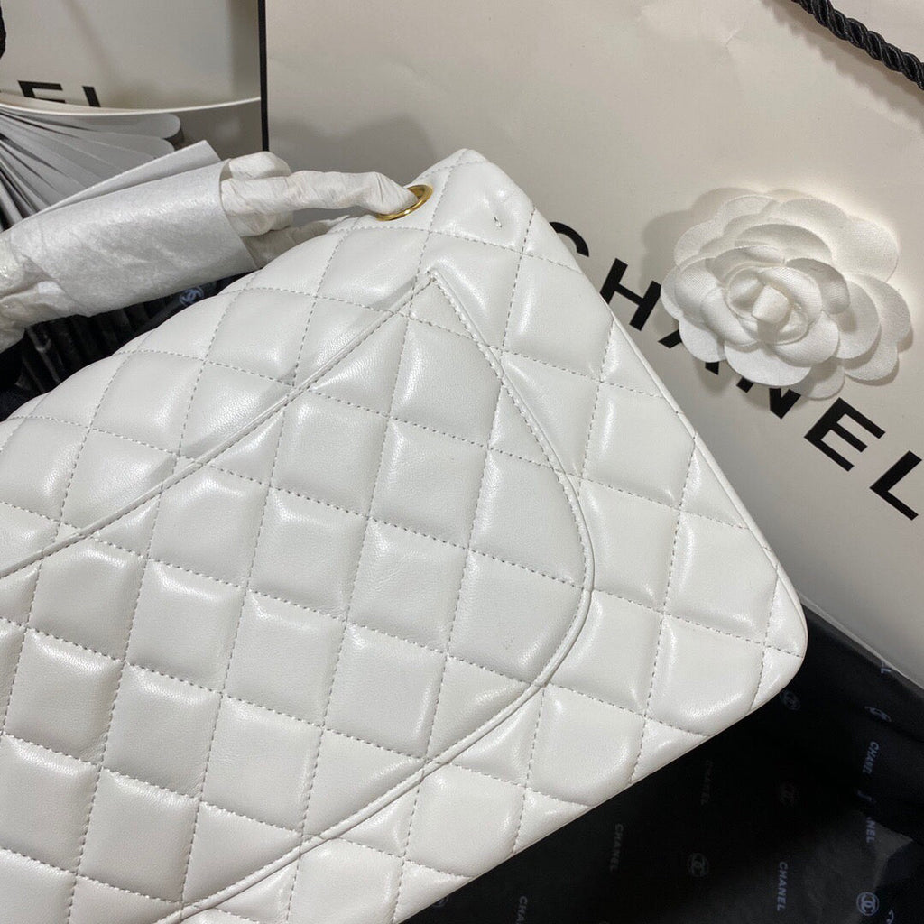 Chanel CF A01113 Classic Flap Bag in Lambskin White