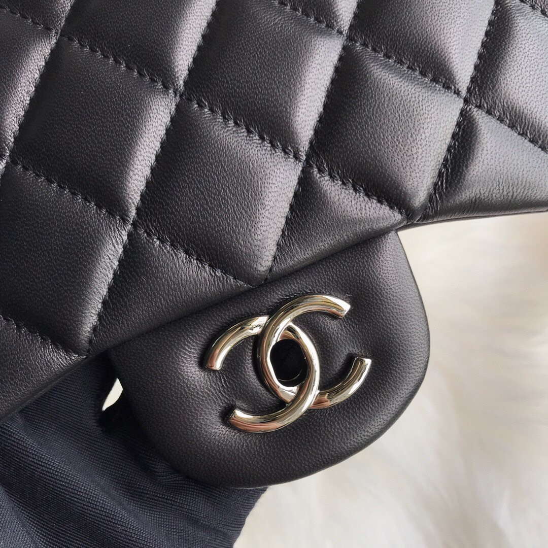 Chanel CF A01113 Jumbo Classic Flap Bag in Black Lambskin Silver - Default Title - View 4