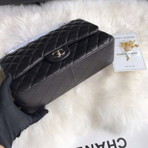 Chanel CF A01113 Jumbo Classic Flap Bag in Black Lambskin Silver - Default Title - View 6