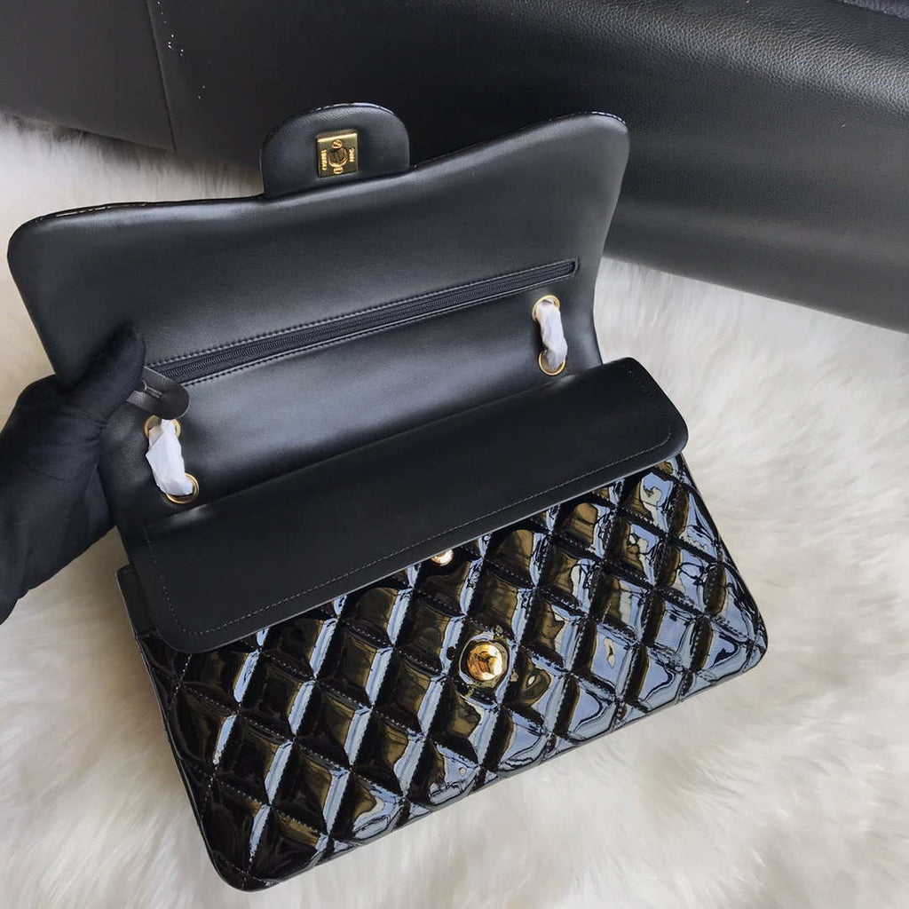Chanel CF A01113 Jumbo Classic Flap Bag in Black Patent leather Gold