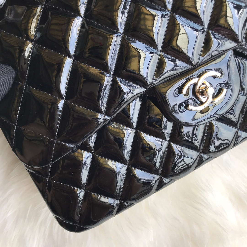 Chanel CF A01113 Jumbo Classic Flap Bag in Black Patent leather Silver