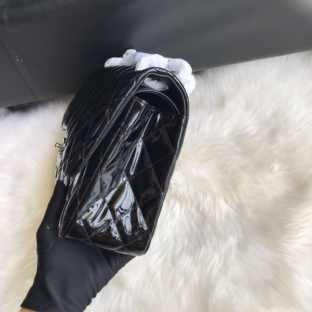 Chanel CF A01113 Jumbo Classic Flap Bag in Black Patent leather Silver