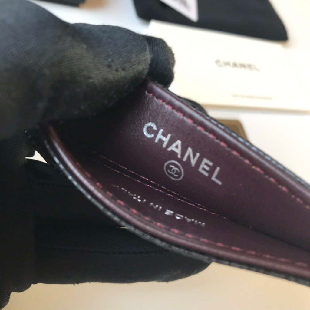 Chanel Classic Card Holder Zipper Grained shiny calfskin A31510 Black Silver