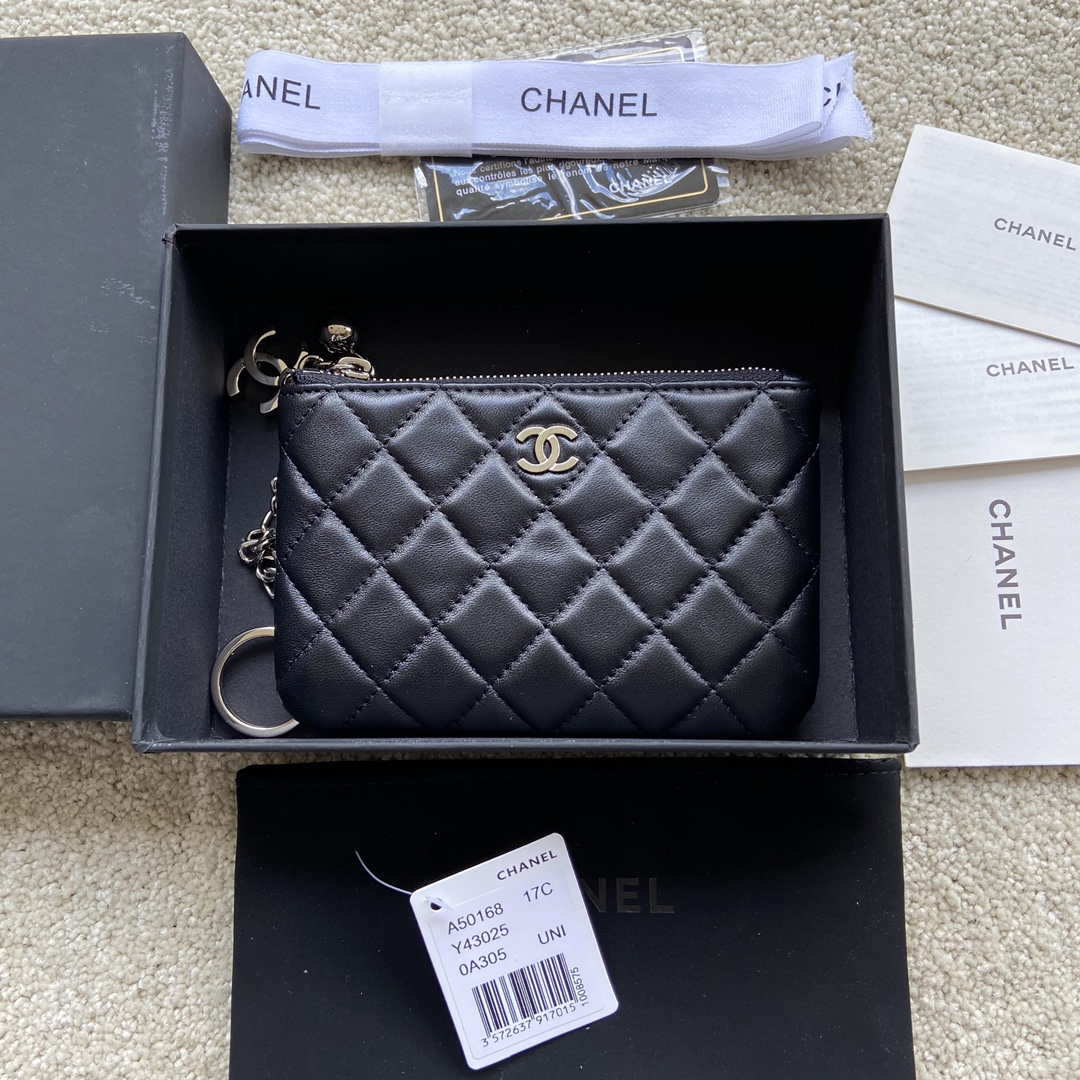 Chanel Classic Card Holder Zipper Lambskin A50168 Black Silver