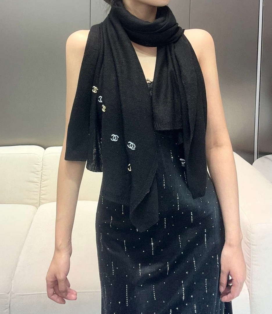Chanel Classic Scarf Designer Scarf C88727
