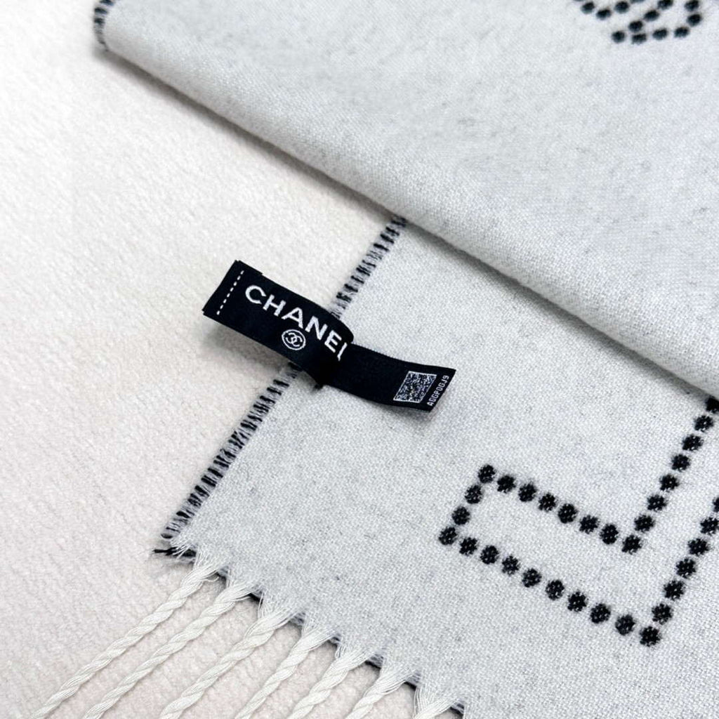 Chanel Classic Scarf Designer Scarf C88728