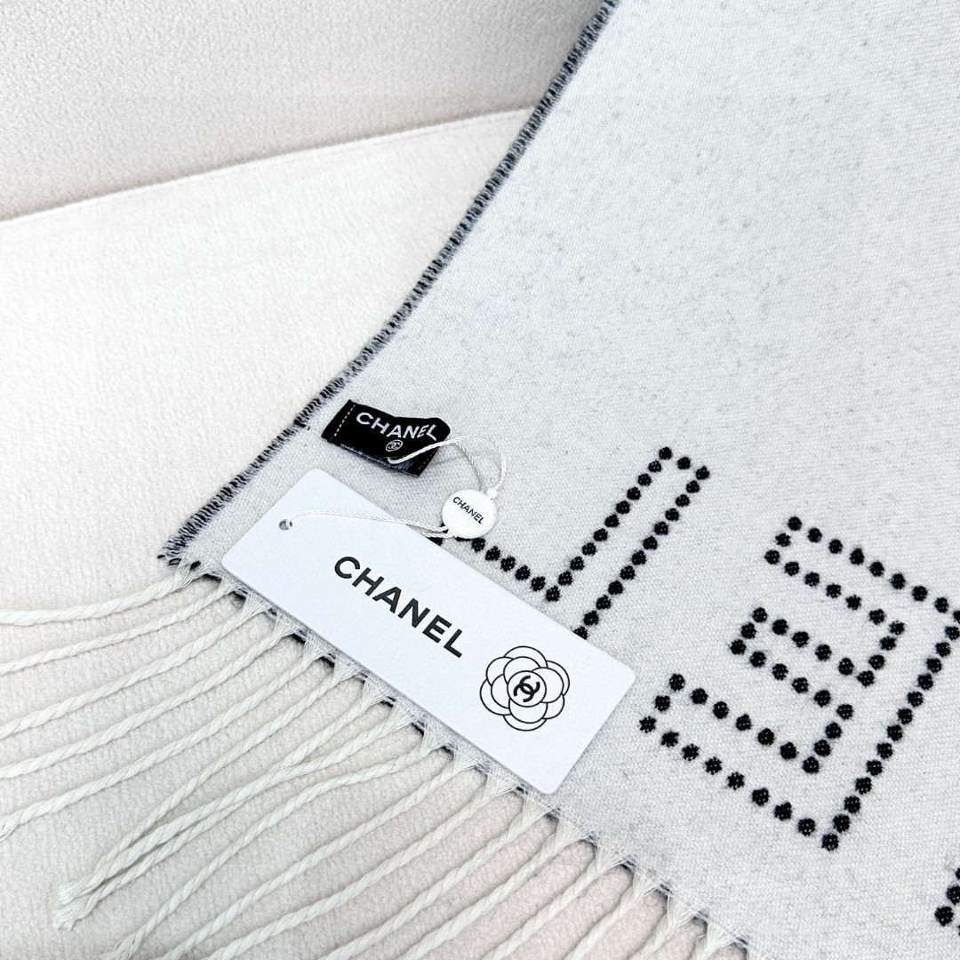 Chanel Classic Scarf Designer Scarf C88728