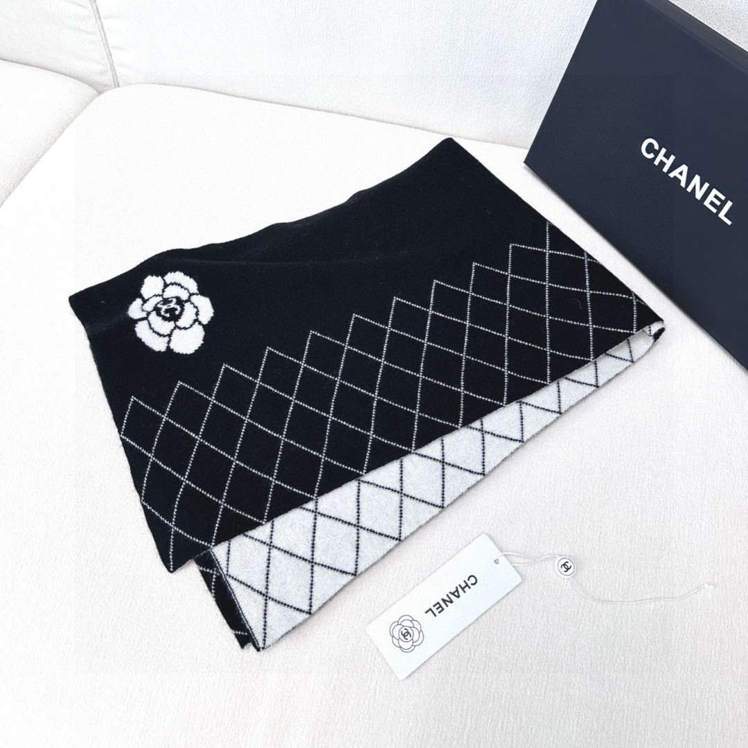 Chanel Classic Scarf Designer Scarf C88729