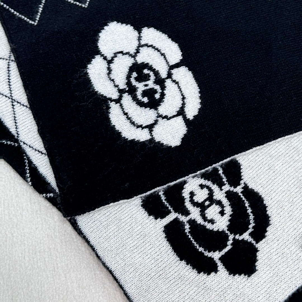 Chanel Classic Scarf Designer Scarf C88729
