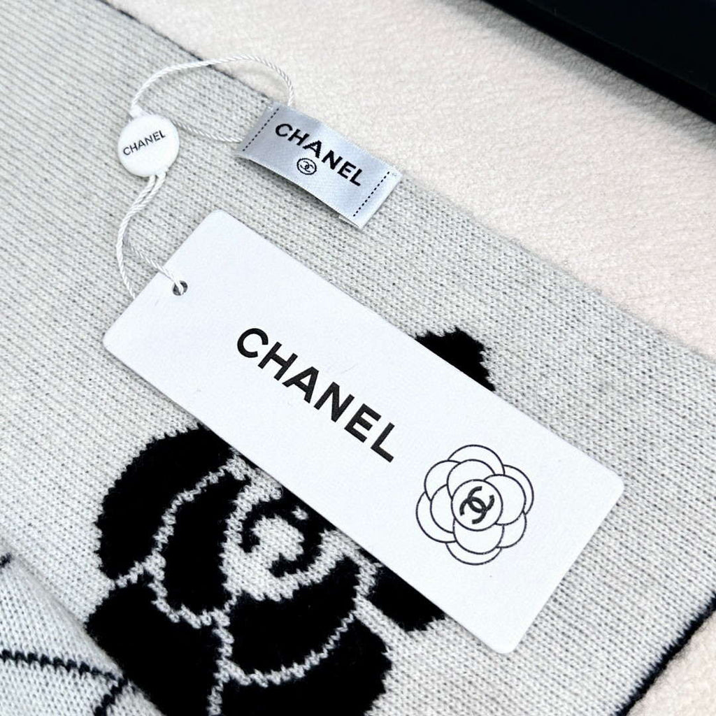 Chanel Classic Scarf Designer Scarf C88729
