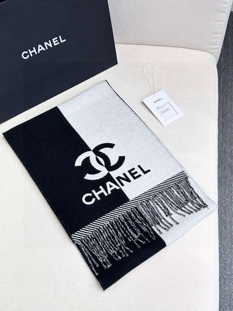 Chanel Classic Scarf Designer Scarf C88732