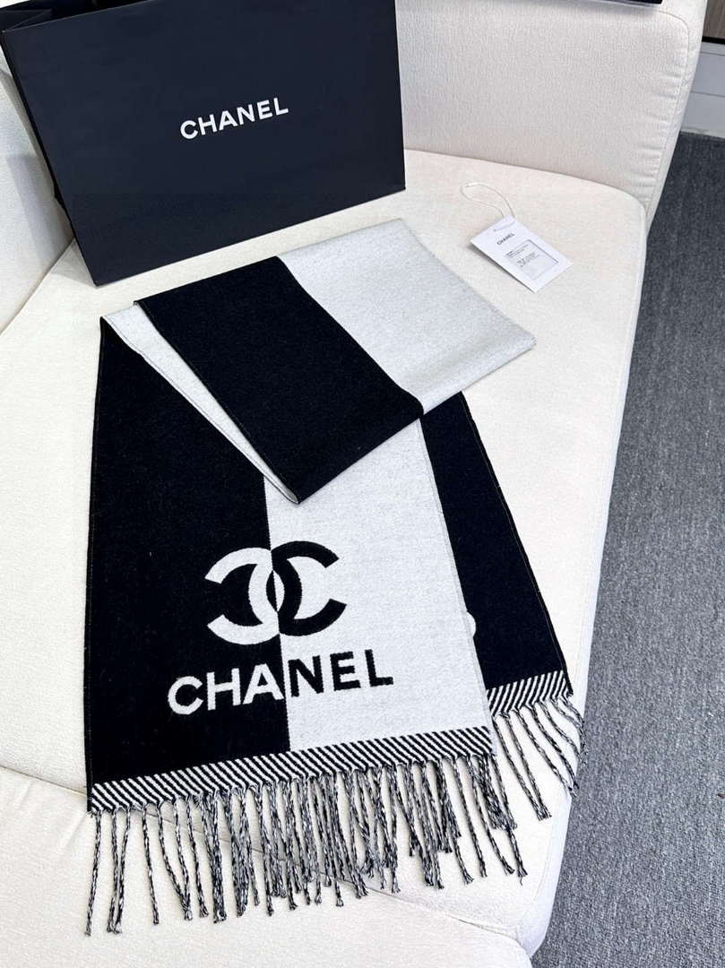Chanel Classic Scarf Designer Scarf C88732