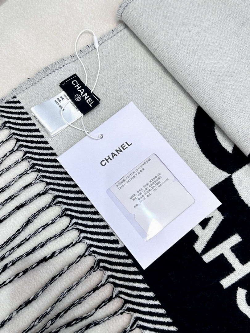 Chanel Classic Scarf Designer Scarf C88732