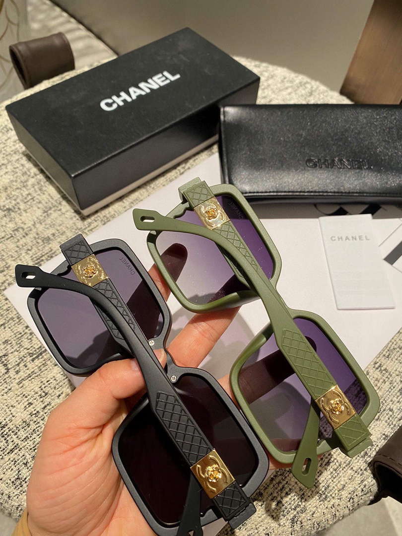 Chanel Classic Sunglasses C83171 - Default Title - View 3