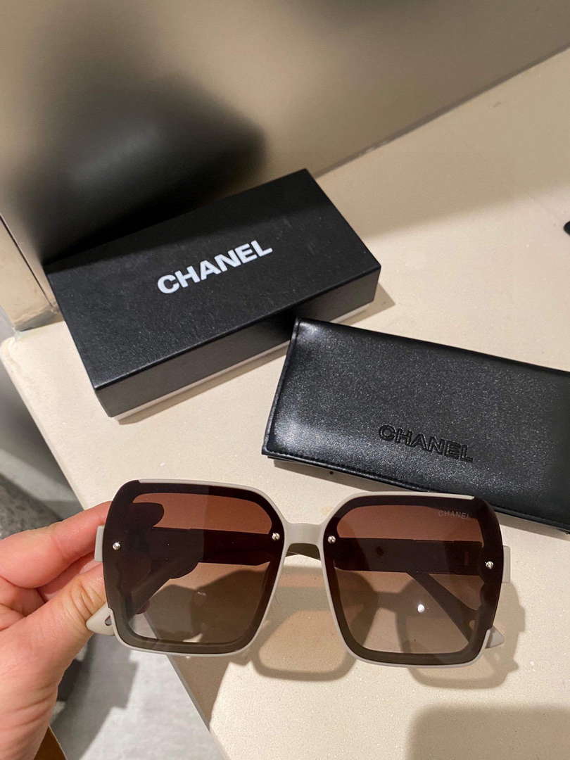 Chanel Classic Sunglasses C83174 - Default Title - View 1