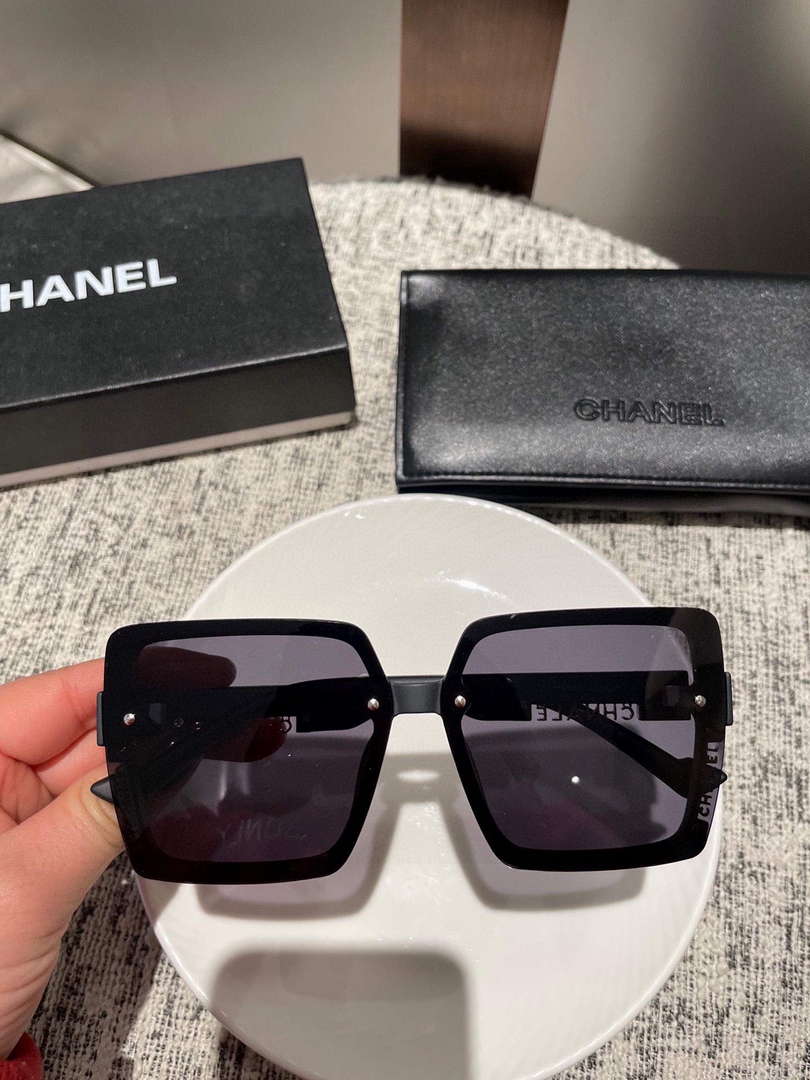 Chanel Classic Sunglasses C83178 - Default Title - View 1