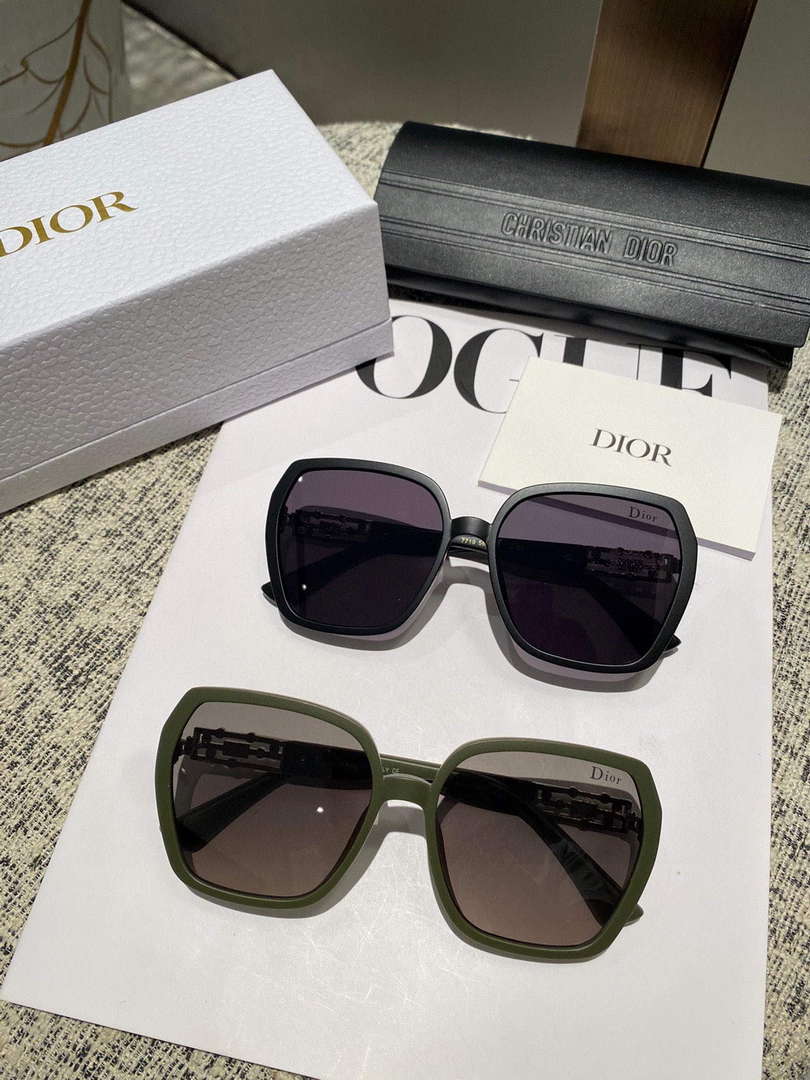 Dior Classic Sunglasses C83180