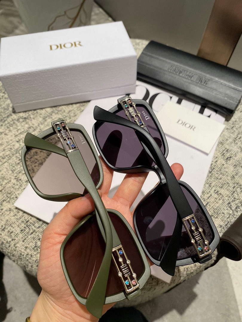 Dior Classic Sunglasses C83180