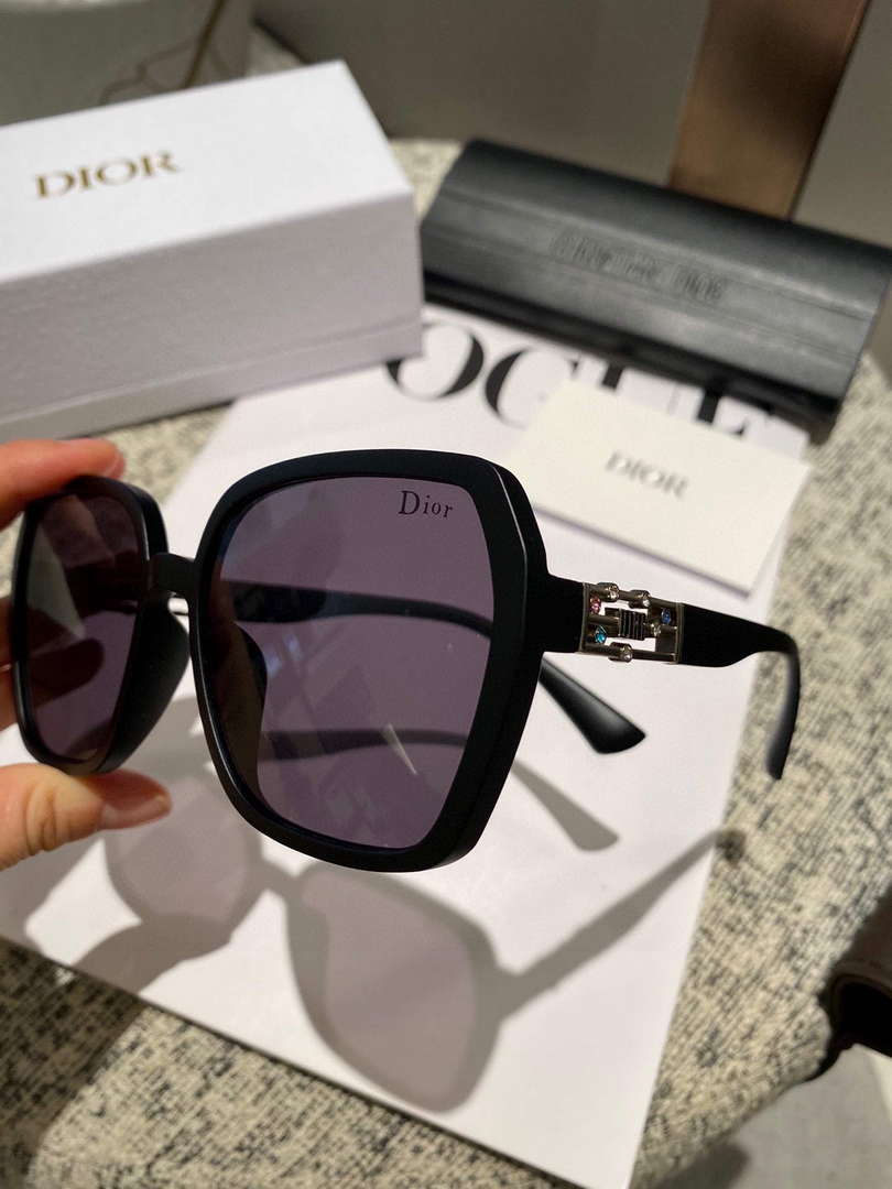 Dior Classic Sunglasses C83180 - Default Title - View 4