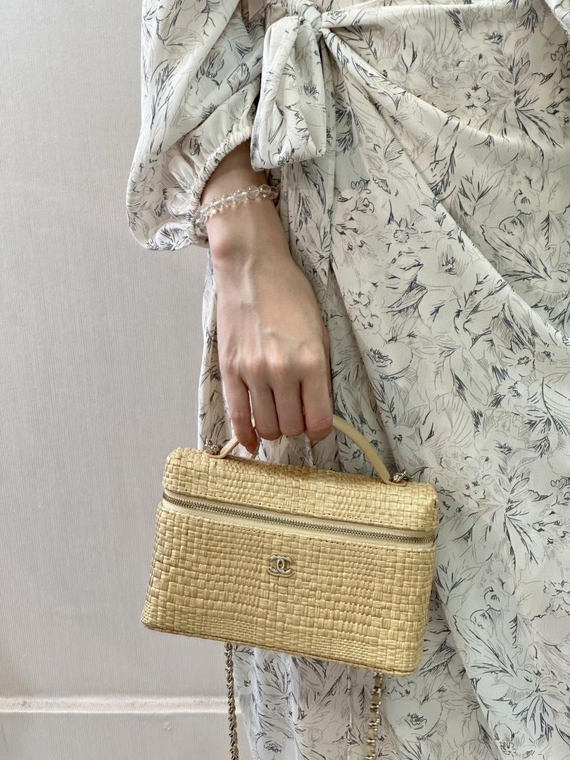 Chanel Classic Vanity with Chain Braided Raffia & Gold-Tone Metal AP4385 Nature - Default Title - View 4