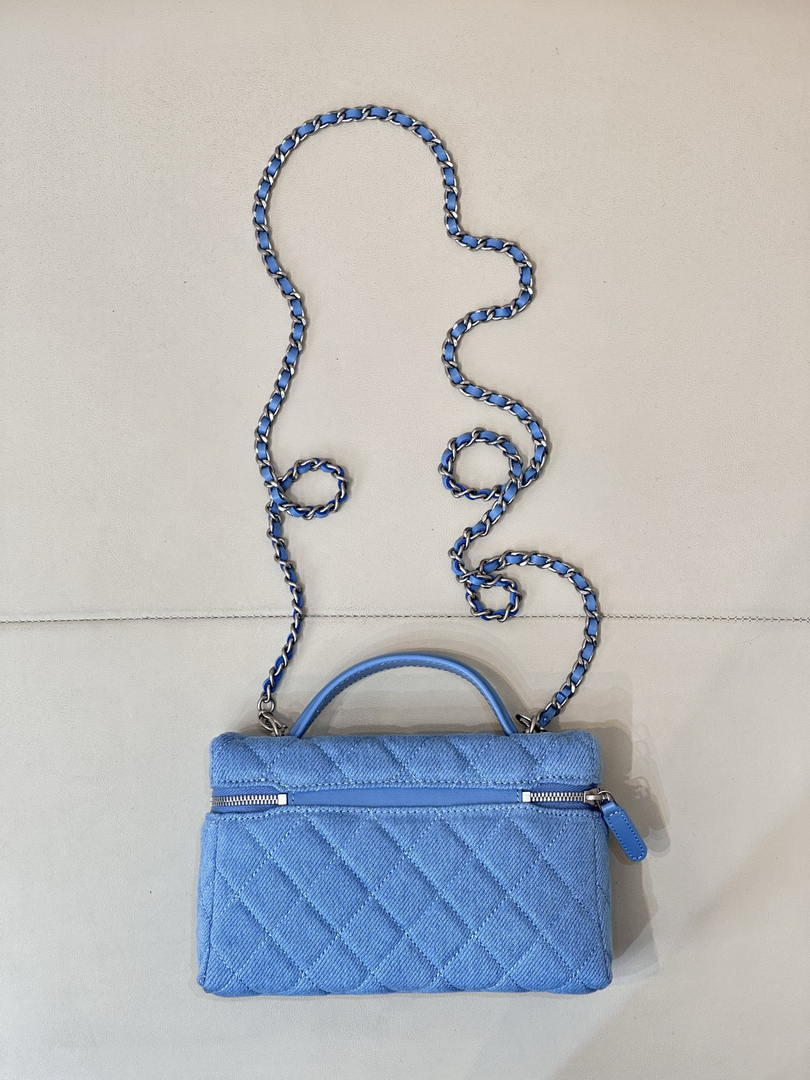 Chanel Classic Vanity with Chain Denim & Gold-Tone Metal AP4385 Blue
