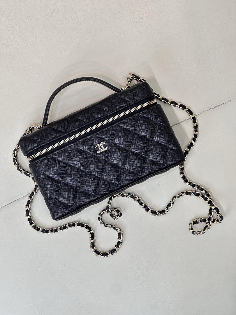 Chanel Classic Vanity with Chain Grained Shiny Calfskin & Gold-Tone Metal AP4385 Black