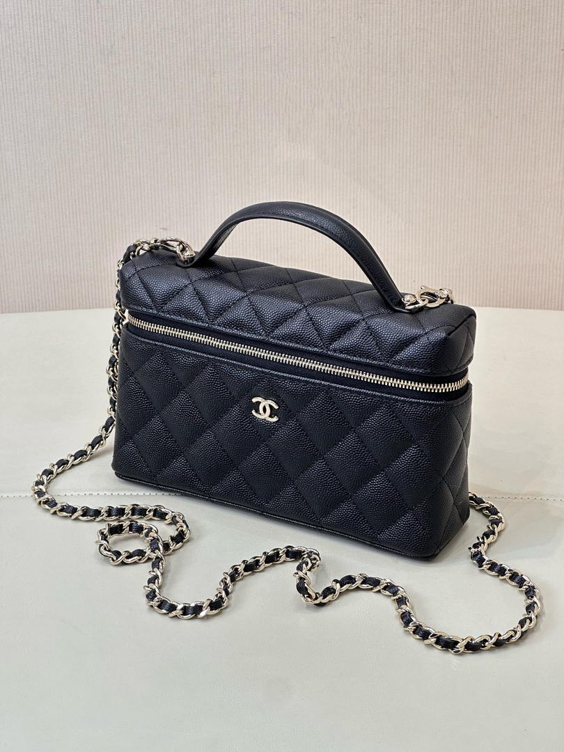 Chanel Classic Vanity with Chain Grained Shiny Calfskin & Gold-Tone Metal AP4385 Black