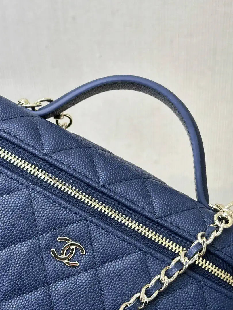 Chanel Classic Vanity with Chain Grained Shiny Calfskin & Gold-Tone Metal AP4385 Navy Blue - Default Title - View 5