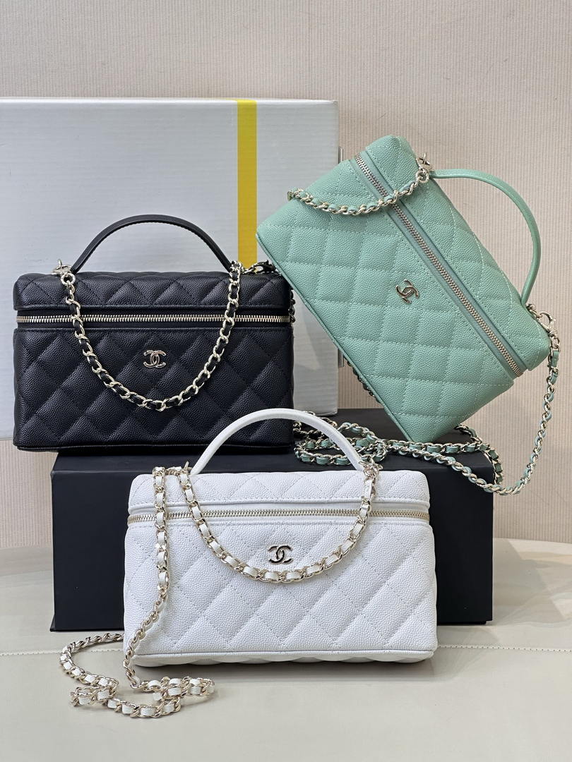 Chanel Classic Vanity with Chain Grained Shiny Calfskin & Gold-Tone Metal AP4385 Black
