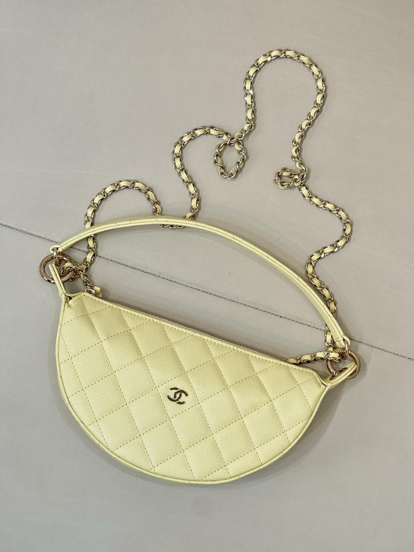 Chanel Clutch with chain Lambskin & Gold-Tone Metal AP5094 Yellow