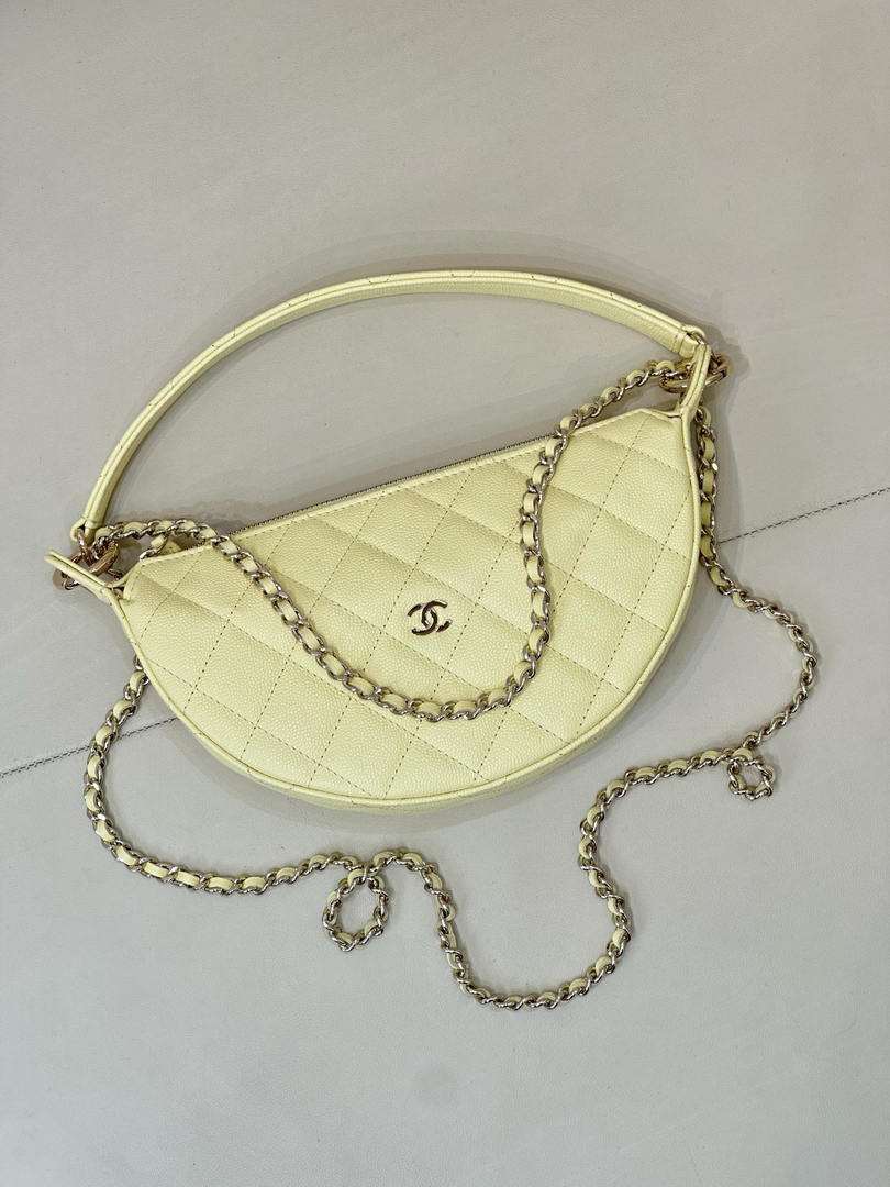 Chanel Clutch with chain Lambskin & Gold-Tone Metal AP5094 Yellow