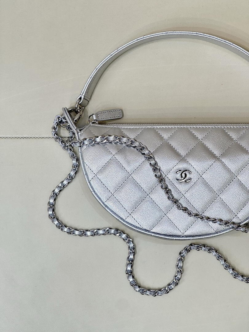 Chanel Clutch with chain Lambskin & Gold-Tone Metal AP5094 Silver