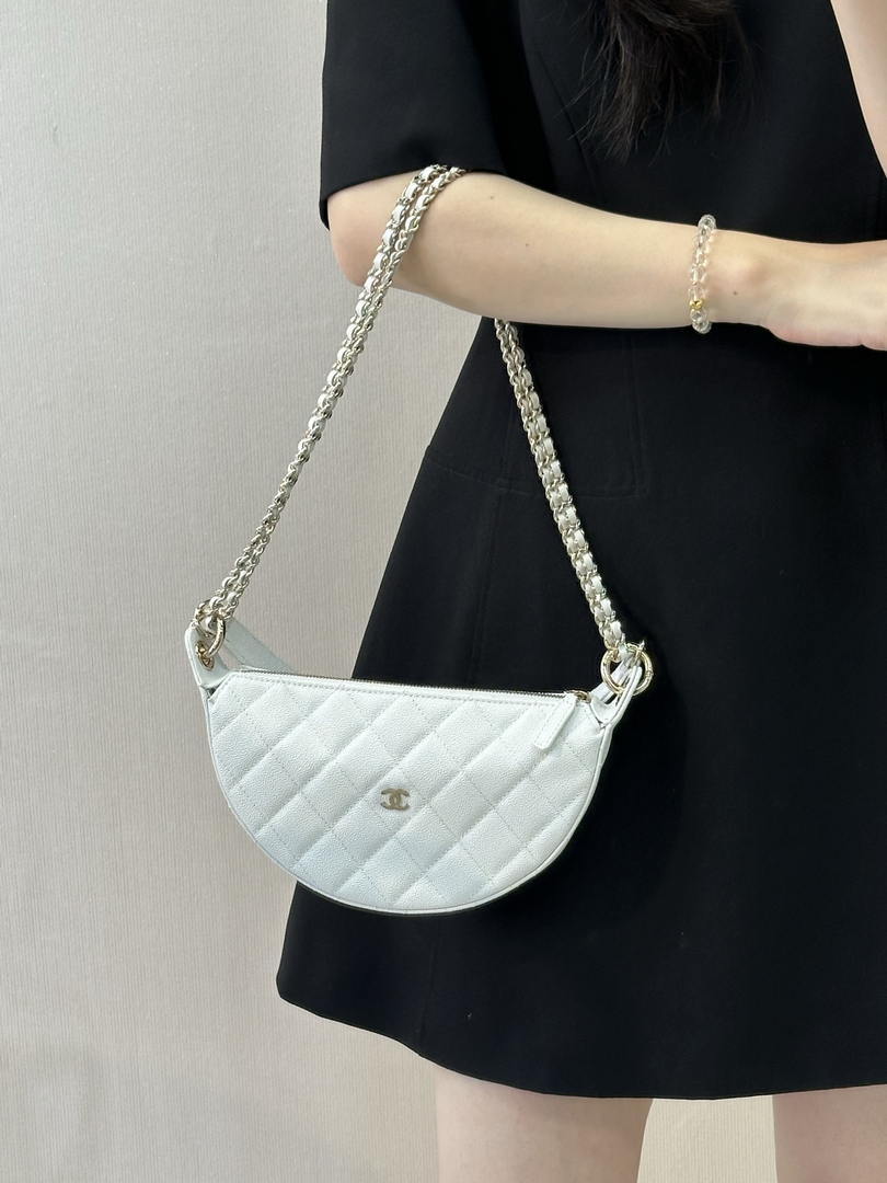 Chanel Clutch with chain Lambskin & Gold-Tone Metal AP5094 White - Default Title - View 3