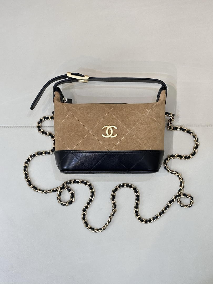 Chanel  Clutch with chain  Suede Calfskin  Shiny Lambskin & Gold-Tone Metal  AP5187 Camel & Black - Default Title - View 3
