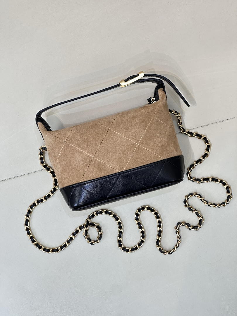 Chanel  Clutch with chain  Suede Calfskin  Shiny Lambskin & Gold-Tone Metal  AP5187 Camel & Black - Default Title - View 8