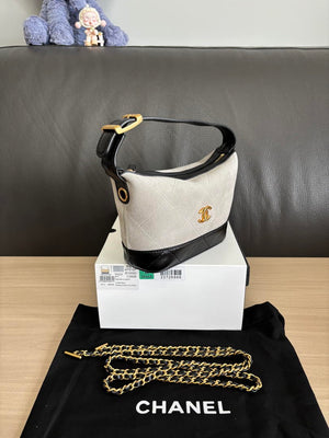 Chanel  Clutch with chain  Suede Calfskin  Shiny Lambskin & Gold-Tone Metal  AP5187 Gray & Black - Default Title - View 2