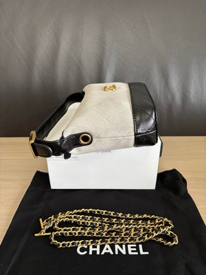 Chanel  Clutch with chain  Suede Calfskin  Shiny Lambskin & Gold-Tone Metal  AP5187 Gray & Black - Default Title - View 9