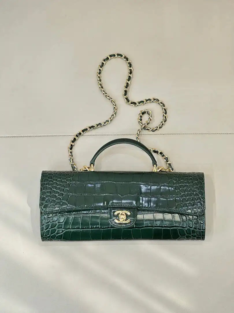 Chanel Clutches Crocodile Embossed Calfskin AP5280 Dark Green