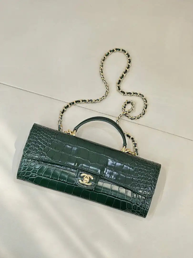 Chanel Clutches Crocodile Embossed Calfskin AP5280 Dark Green