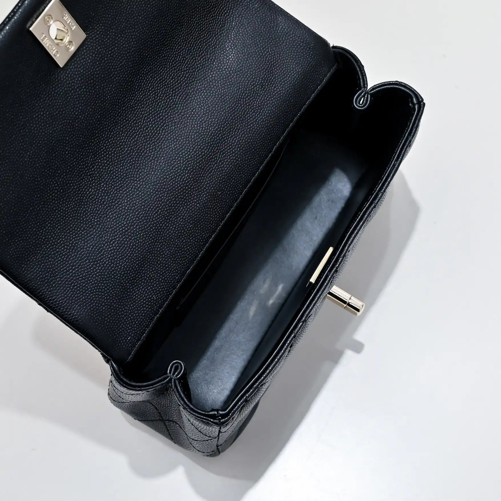 Chanel Crush Handle box Bag Calfskin AS4591 Black