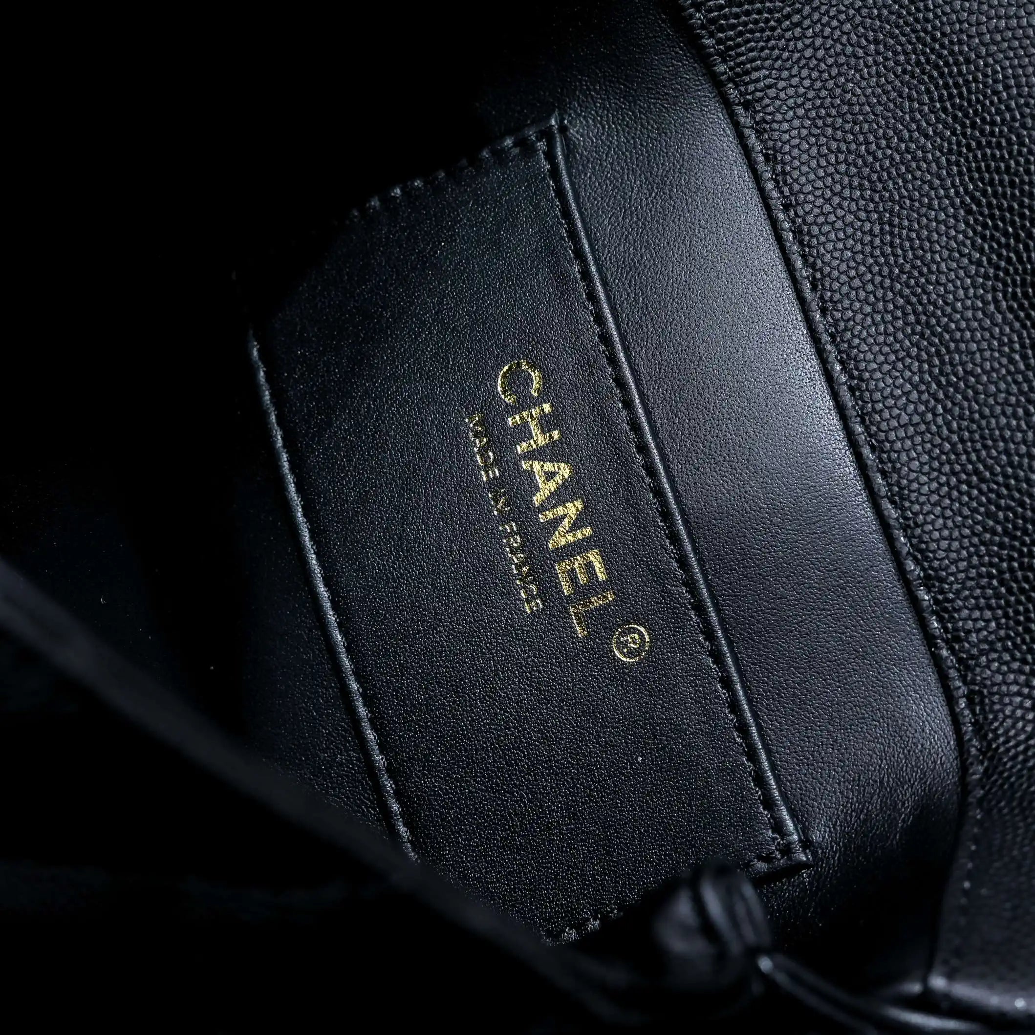 Chanel Crush Handle box Bag Calfskin AS4591 Black