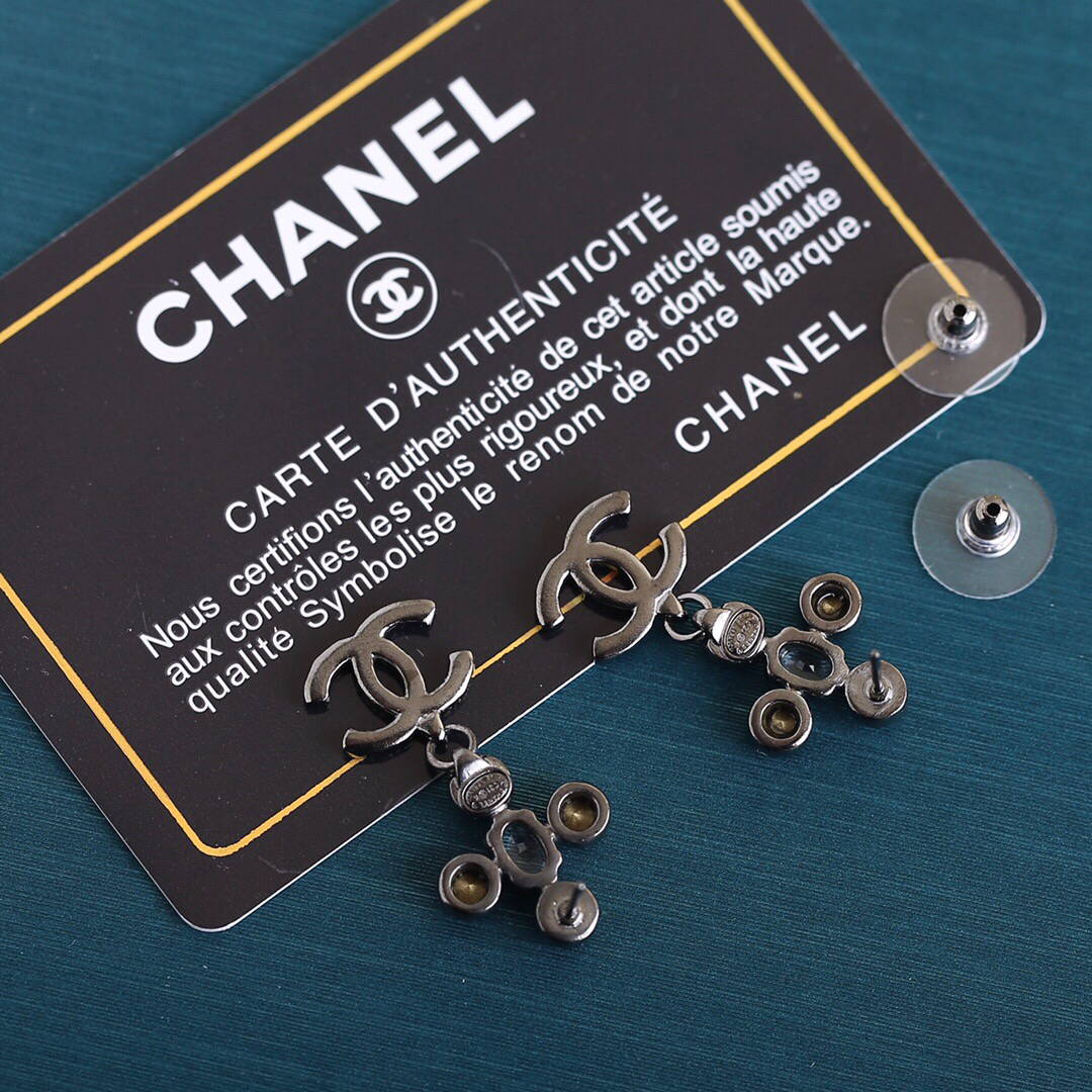 Chanel Earring Chanel Designer Jewelry C66330