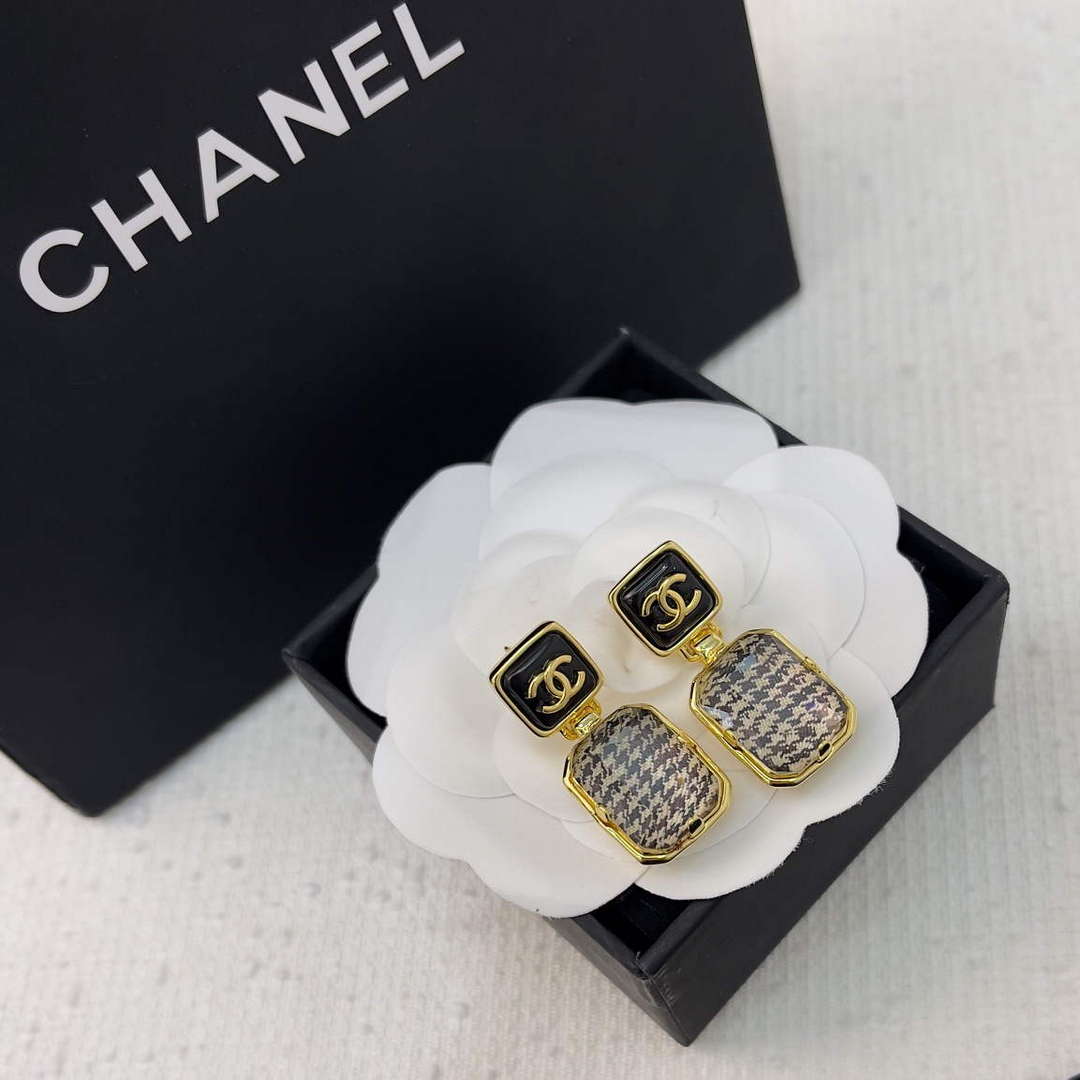 Chanel Earring Designer Jewelry CC32103 - Default Title - View 1