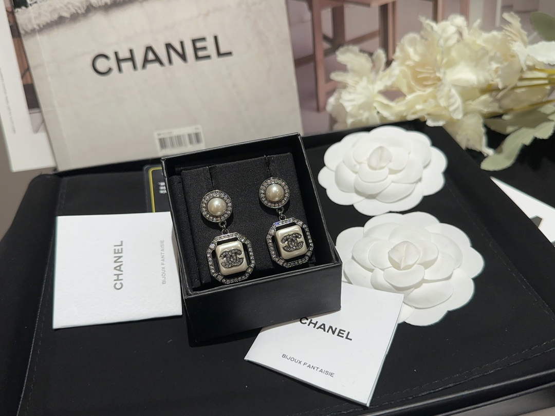 Chanel Earring Fashion Jewelry CC31823