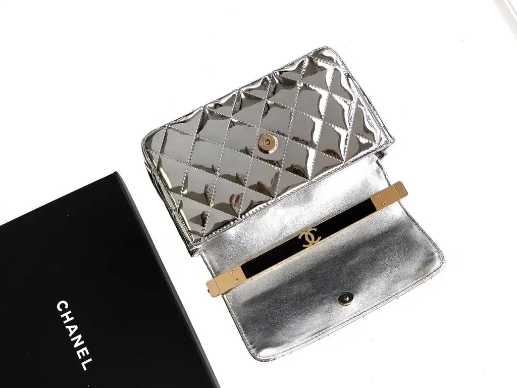 Chanel Evening with Handle Bag Patent leather AS6675 Silver