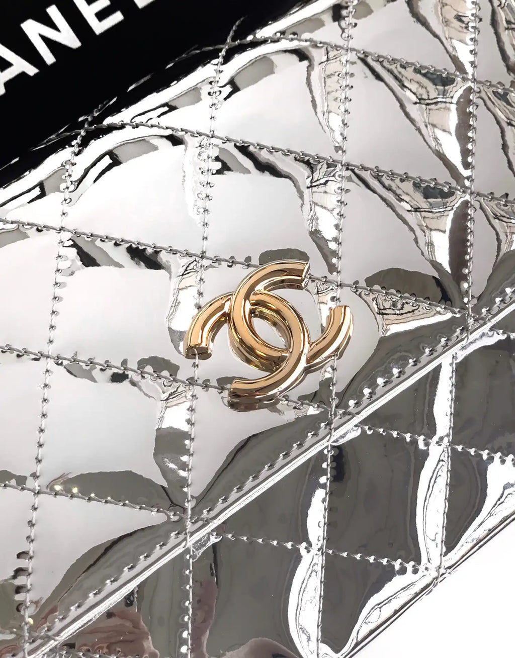 Chanel Evening with Handle Bag Patent leather AS6675 Silver