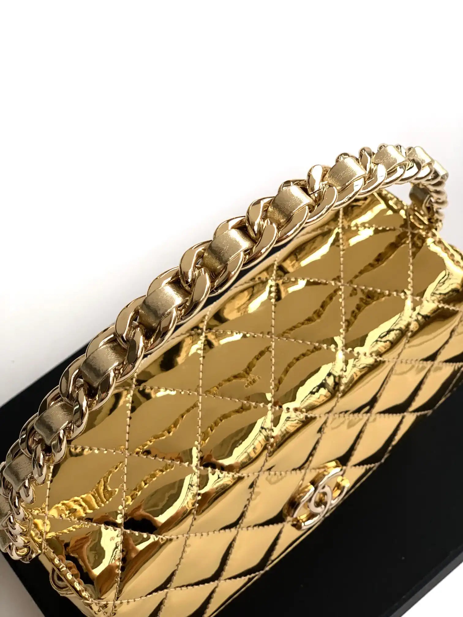 Chanel Evening with Handle Bag Patent leather AS6675 Gold