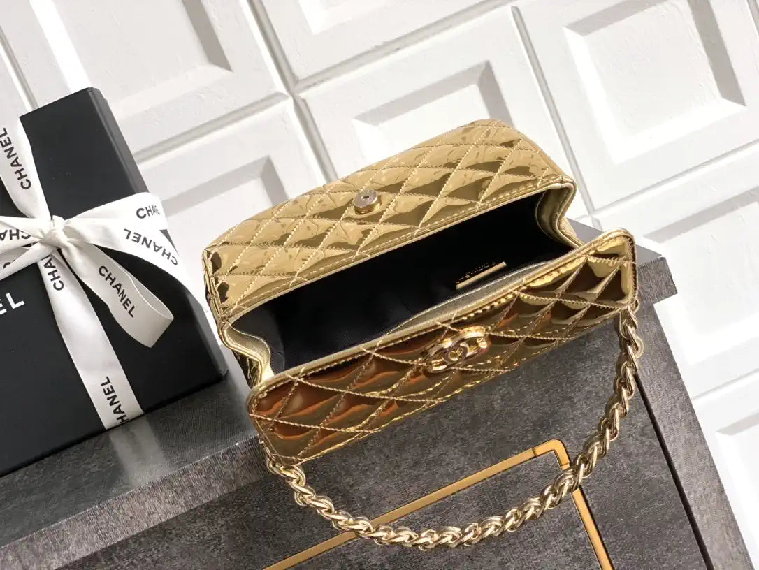 Chanel Evening with Handle Bag Patent leather AS6675 Gold