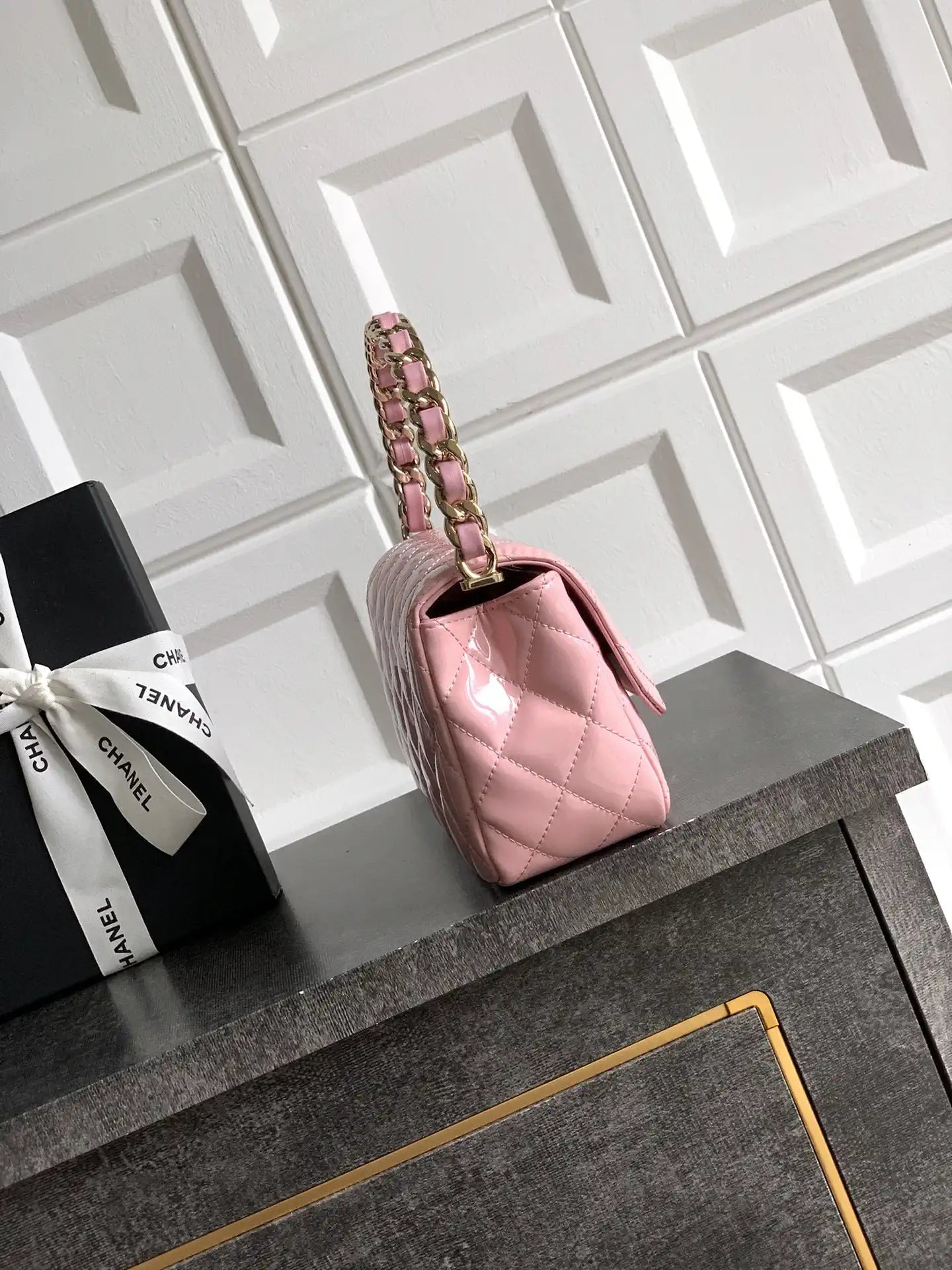 Chanel Evening with Handle Bag Patent leather AS6675 Pink