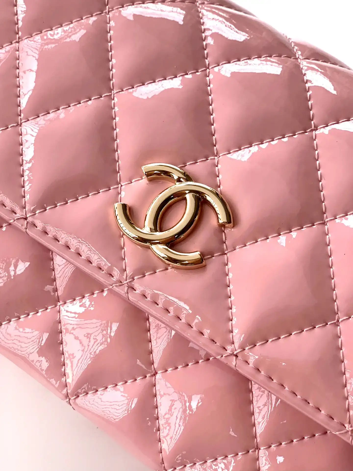 Chanel Evening with Handle Bag Patent leather AS6675 Pink